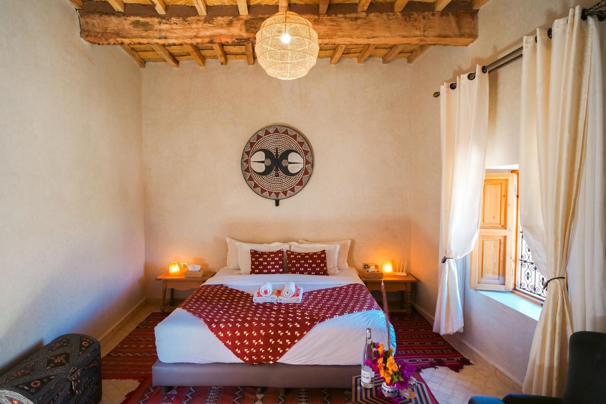 Отель Kasbah Hnini Igdaoun Экстерьер фото